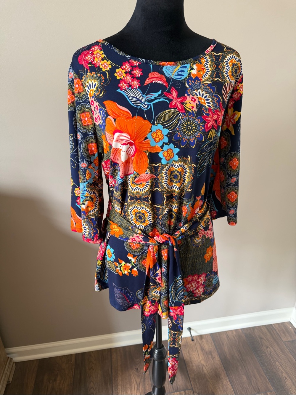 Peck & Peck Navy Floral Tie-Waist 3/4 Sleeve Top Small